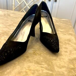 Stuart Weitzman 7.5B Black Evening Shoes